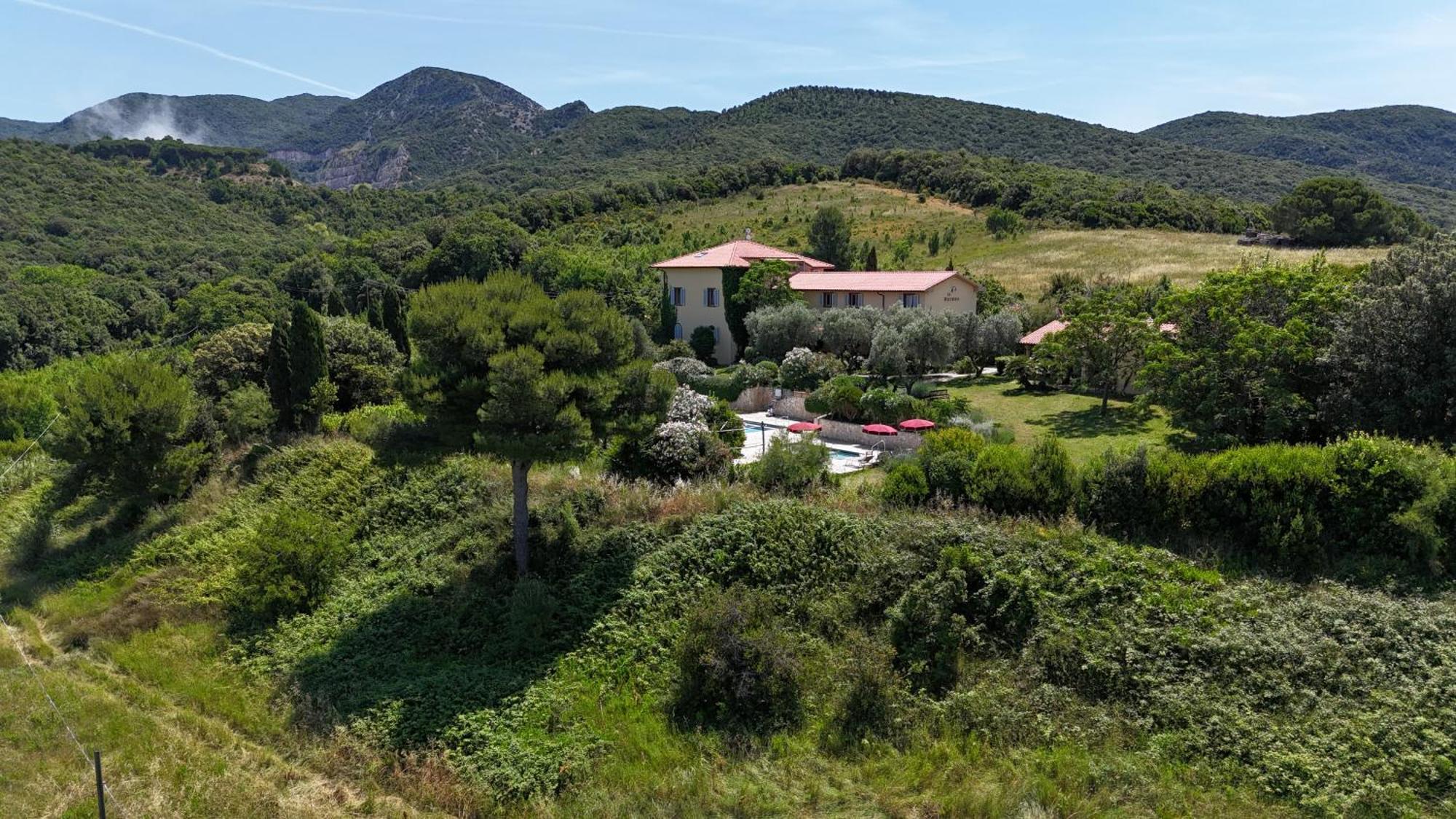 La Muccheria Aparthotel San Vincenzo Kültér fotó